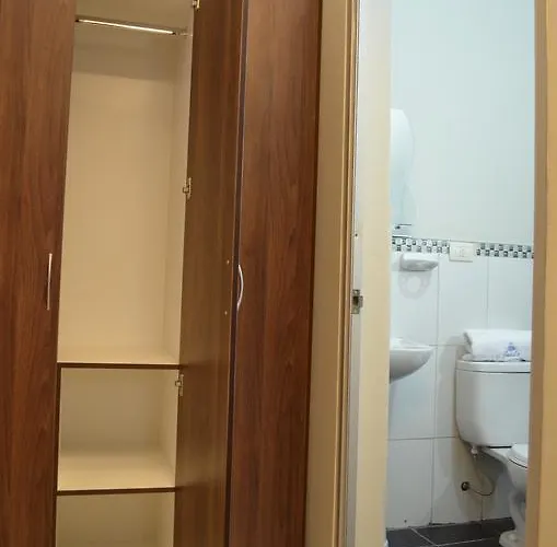 Hotel Julia's 2*