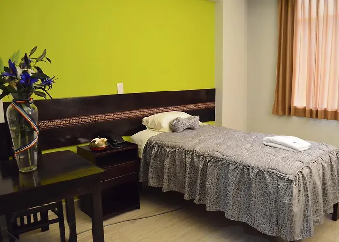 Hotel Julia's 2*